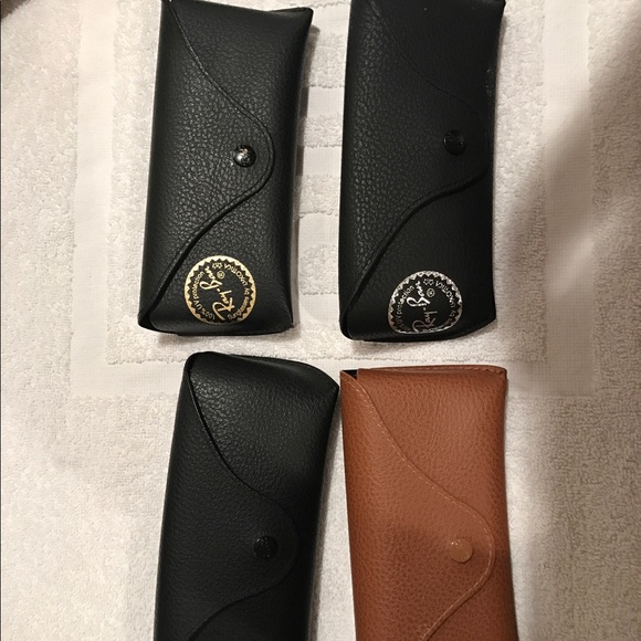 Ray ban case - with paperwork - Picture 1 of 1