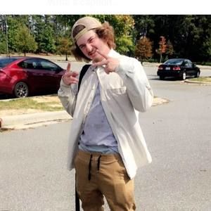 Meet your Posher, Cody