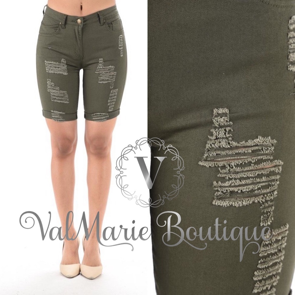Olive Destroyed Bermuda Shorts - Picture 3 of 3
