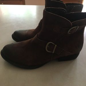 Born boots!