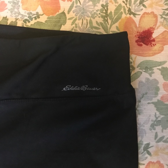 Eddie Bauer Women's movement leggings size xl - Picture 3 of 6