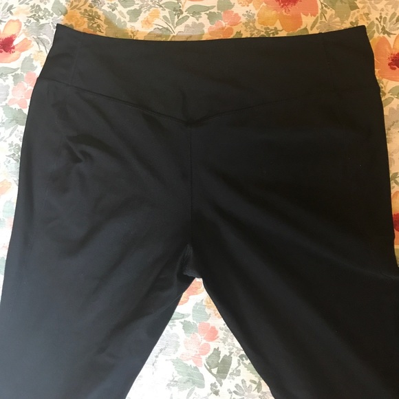 Eddie Bauer Women's movement leggings size xl - Picture 5 of 6