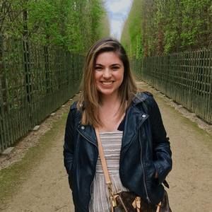 Meet your Posher, Caroline