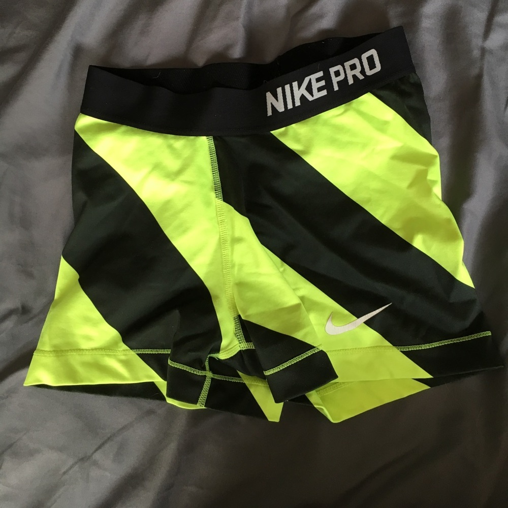 Compression shorts