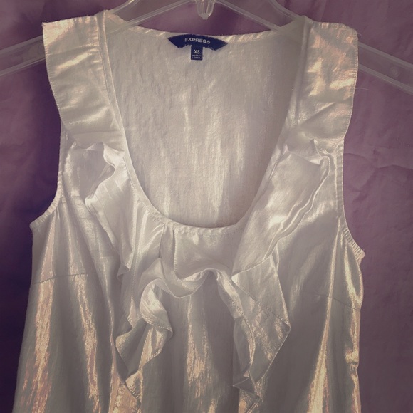 [Express] Opaque Ruffle Top - Picture 2 of 5