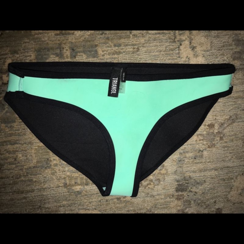 Winnie bottoms