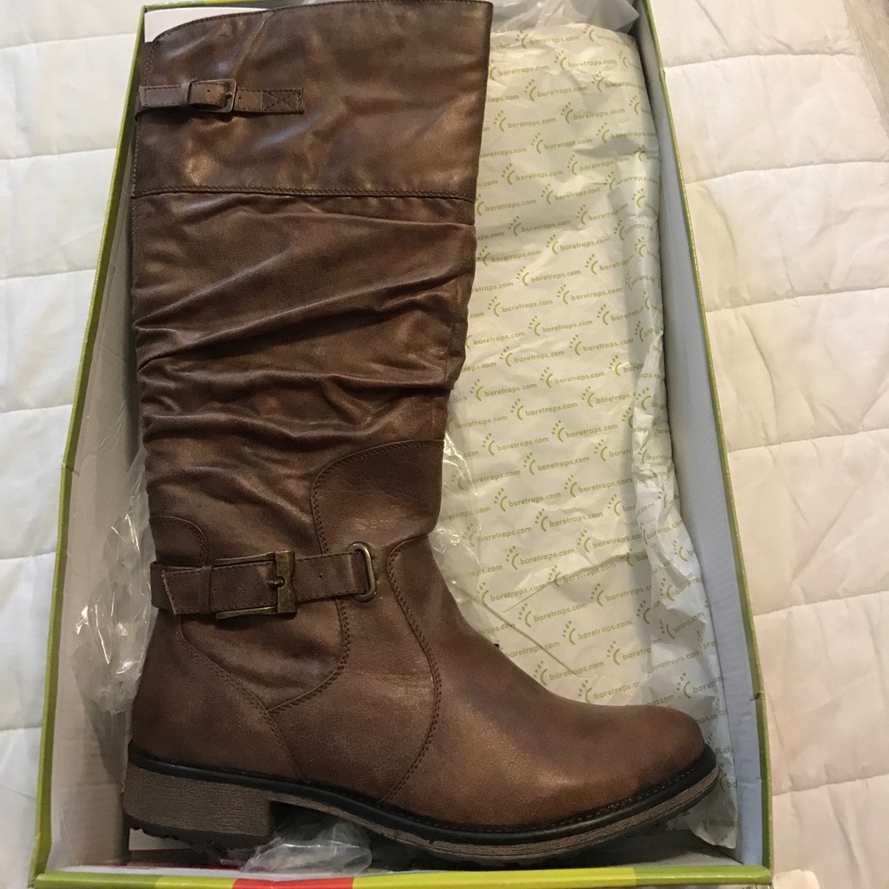 🆕 BareTraps boots 🐾 Size 11