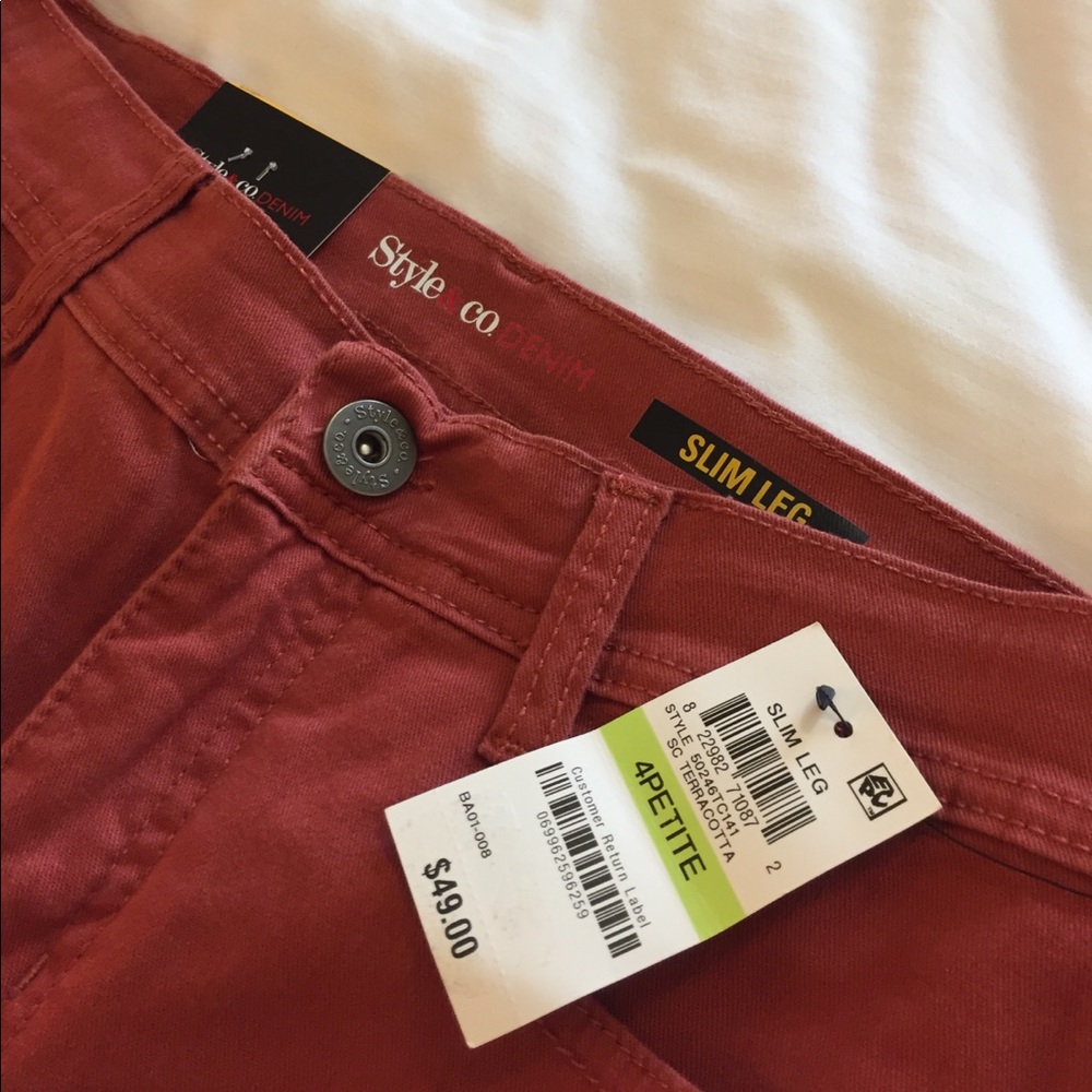 Style & Co slim leg denim pant