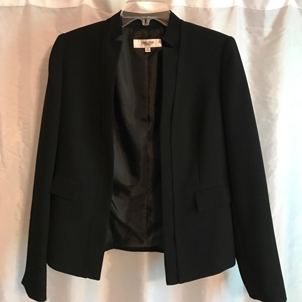 Black open blazer