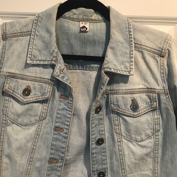 Denim jacket - Picture 2 of 2