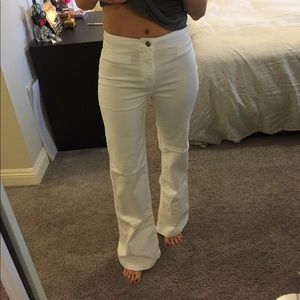 White Flared bebe Jeans