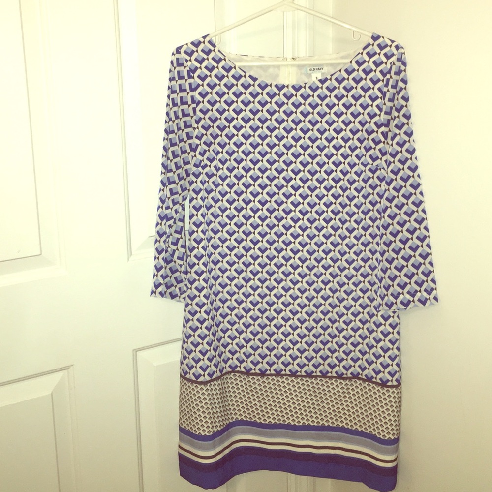 Straight Fit Dress with 3/4 Sleeves