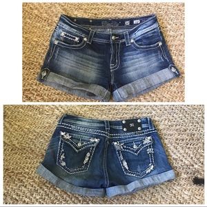 Size 30 Miss Me cuffed jean shorts