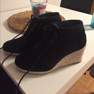 Toms wedges