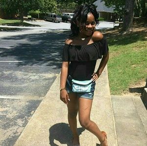 Meet your Posher, Ashari