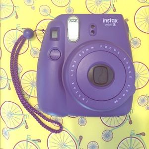 Fujifilm Instax Mini 8 Polaroid Camera in Grape