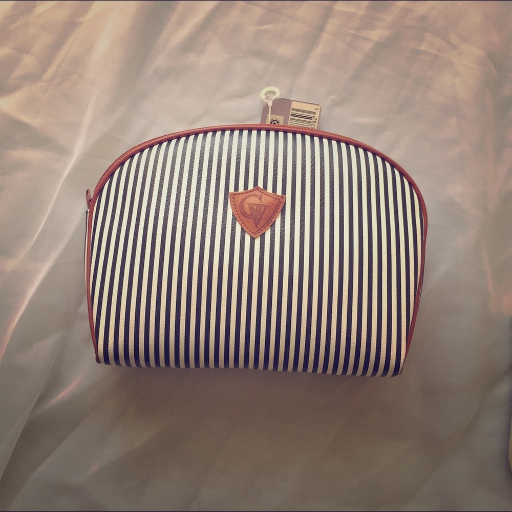 Gloria Vanderbilt Bag