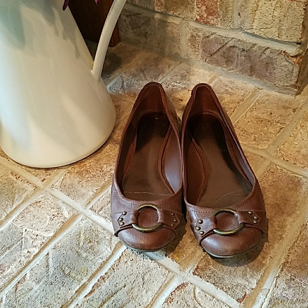 Ballet flats