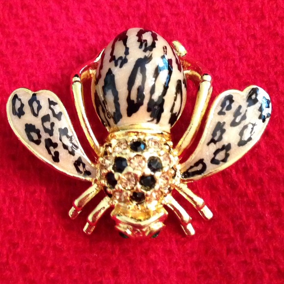 Joan Rivers Black Leopard Bee Pin Joan Rivers Black Leopard Bee Pin