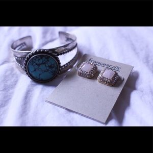 Bracelet and earings