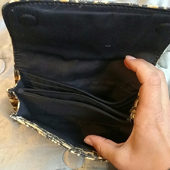 NWOT RVCA Wallet - Picture 3 of 4