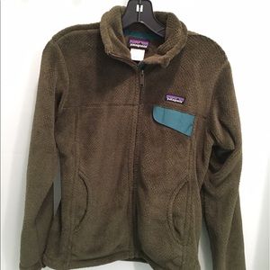 Size Small Women's Patagonia Fleece Jacket