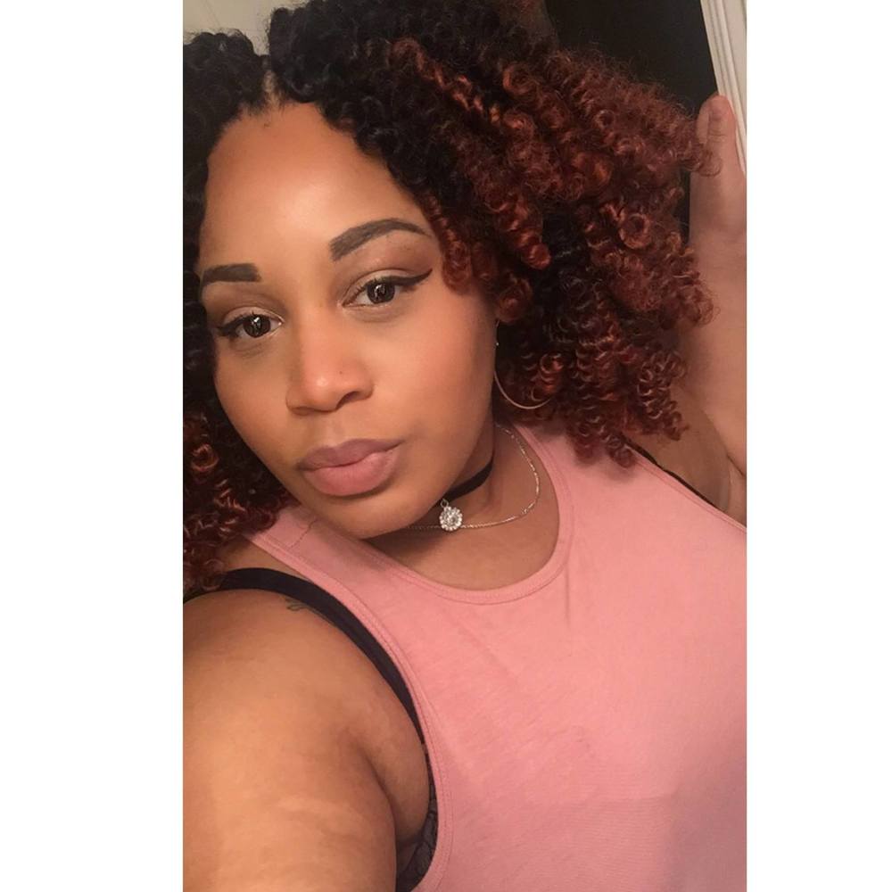 Meet your Posher, Courtni