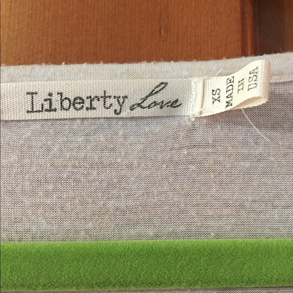 Top - Picture 2 of 3