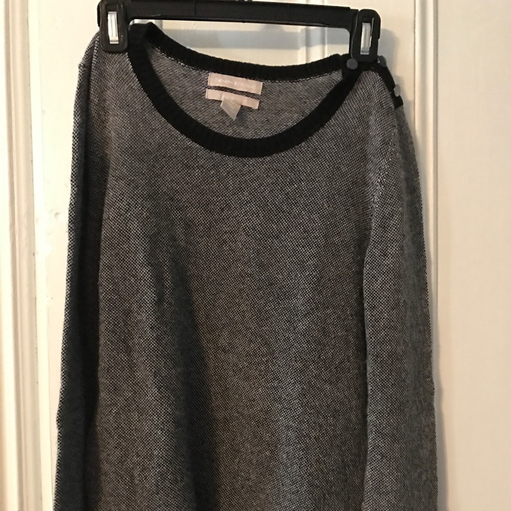 Black and grey Banana Republic sweater