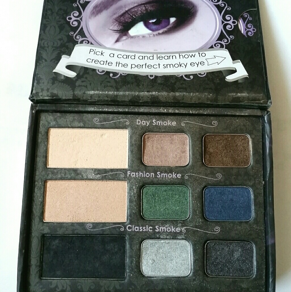 Too Faced Smokey Eye Pallette
