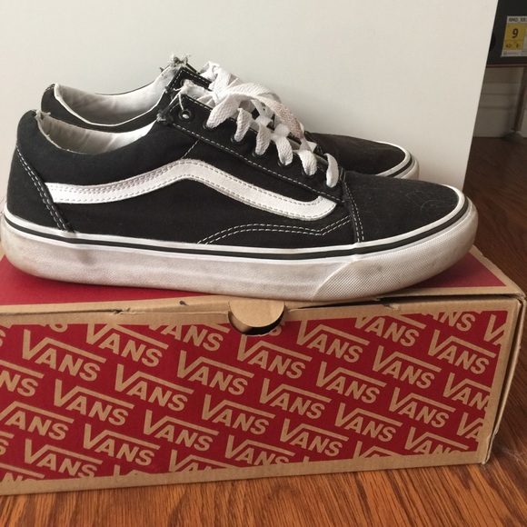 Vans Old Skool shoes - Picture 1 of 3