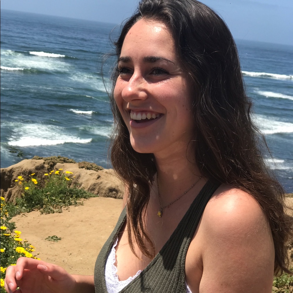 Meet your Posher, Marissa