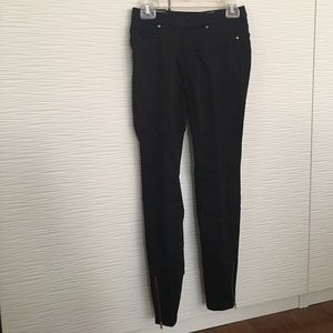 Zara Skinny and Gold Legging