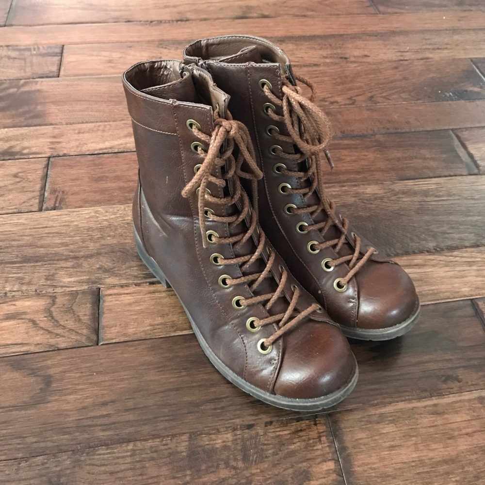 Short Brown Boots 🍁🍂