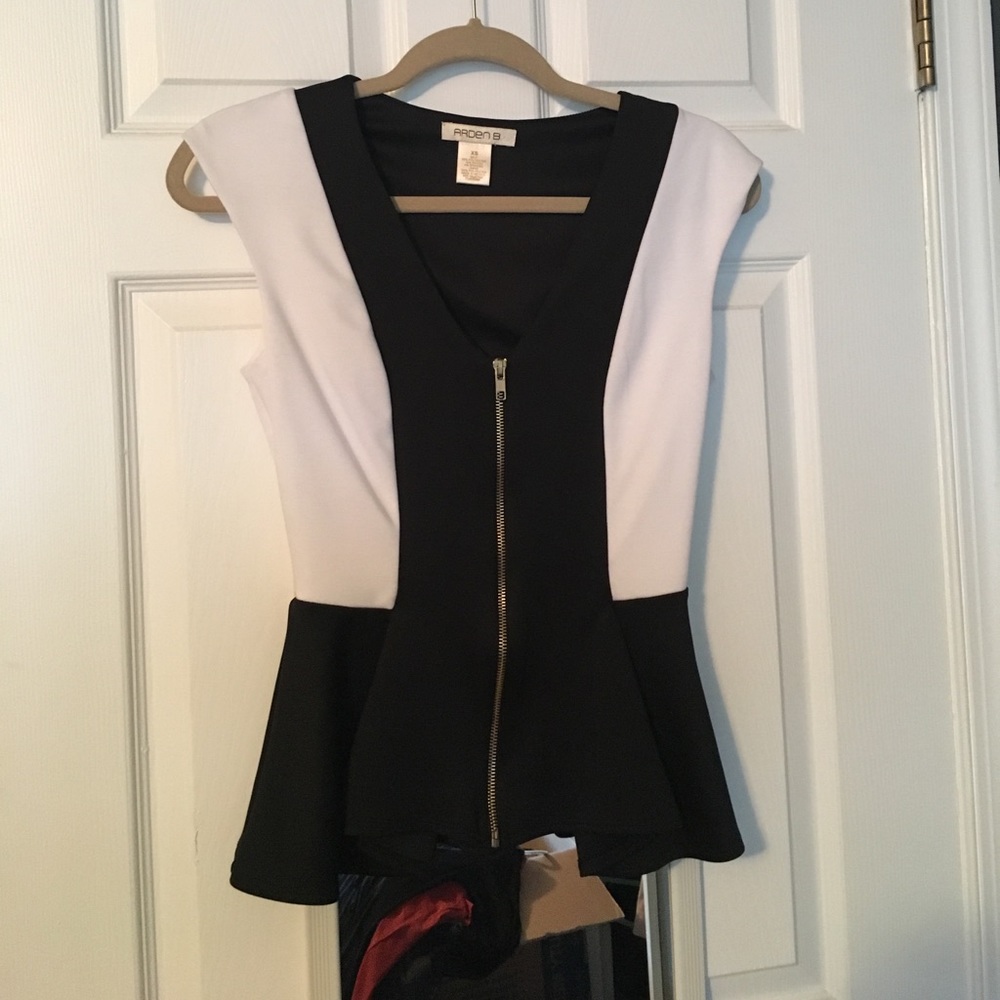 Arden B. Peplum top!