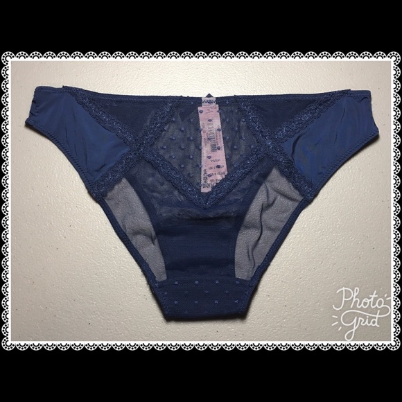 ❤️VS Lace & Mesh Cheekini Panty❤️ - Picture 3 of 4