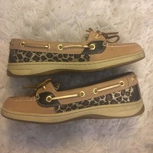 Sperrys leopard print
