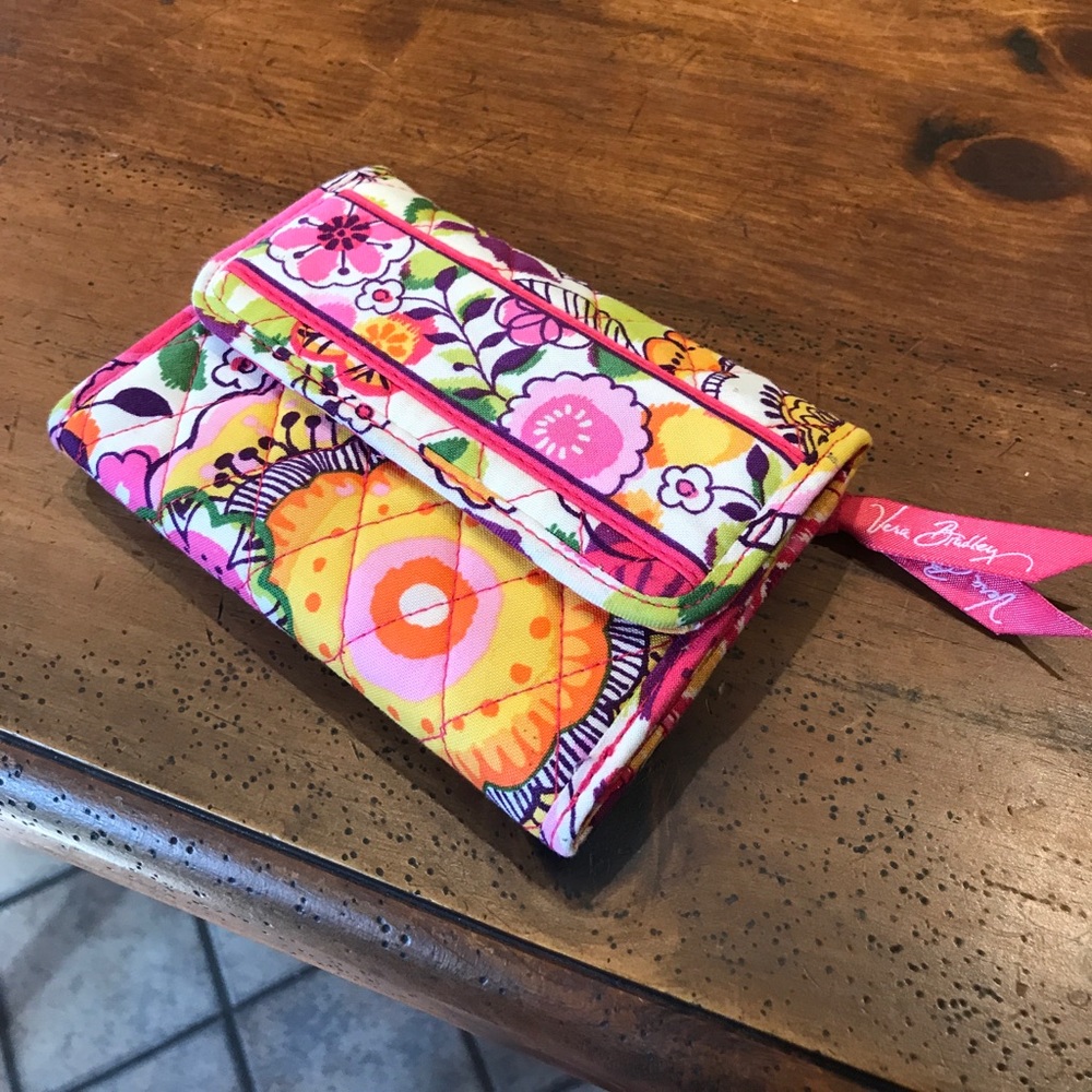 vera bradley wallet