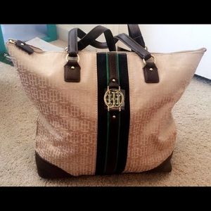 Authentic Tommy Hilfiger purse