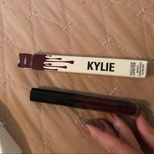 Kylie Jenner lipstick. Kourt K