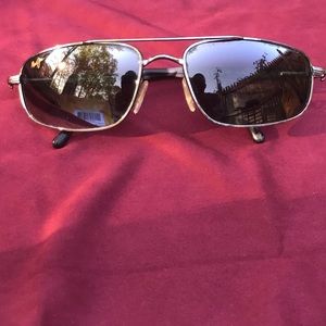 Maui Jim Kahuna gun metal sunglasses