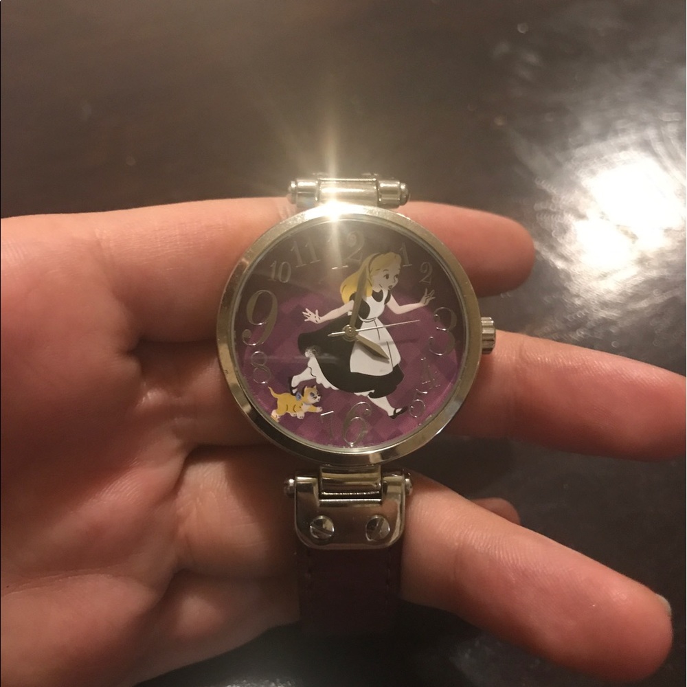 Alice in wonderland watch
