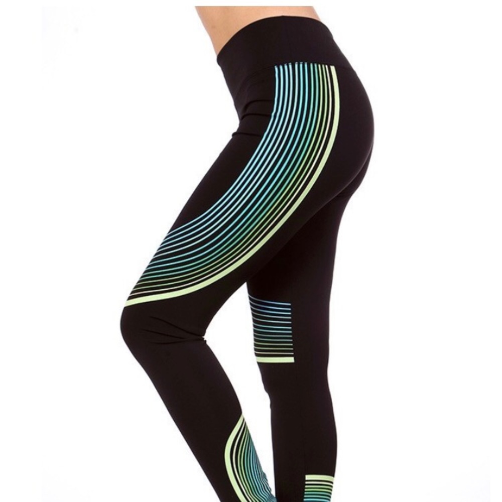 Multi Line Print Yoga Pants - Picture 3 of 8