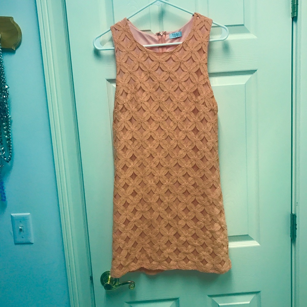 Peach Lace Tobi Shift Dress