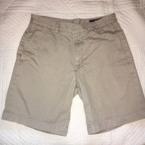 Vineyard Vines Club Shorts size 30