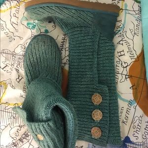 Teal 7.5 Ugg boots
