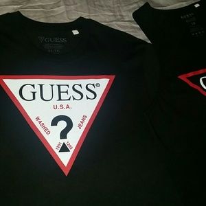 ❌ SOLD ❌Guess Shirt Lot