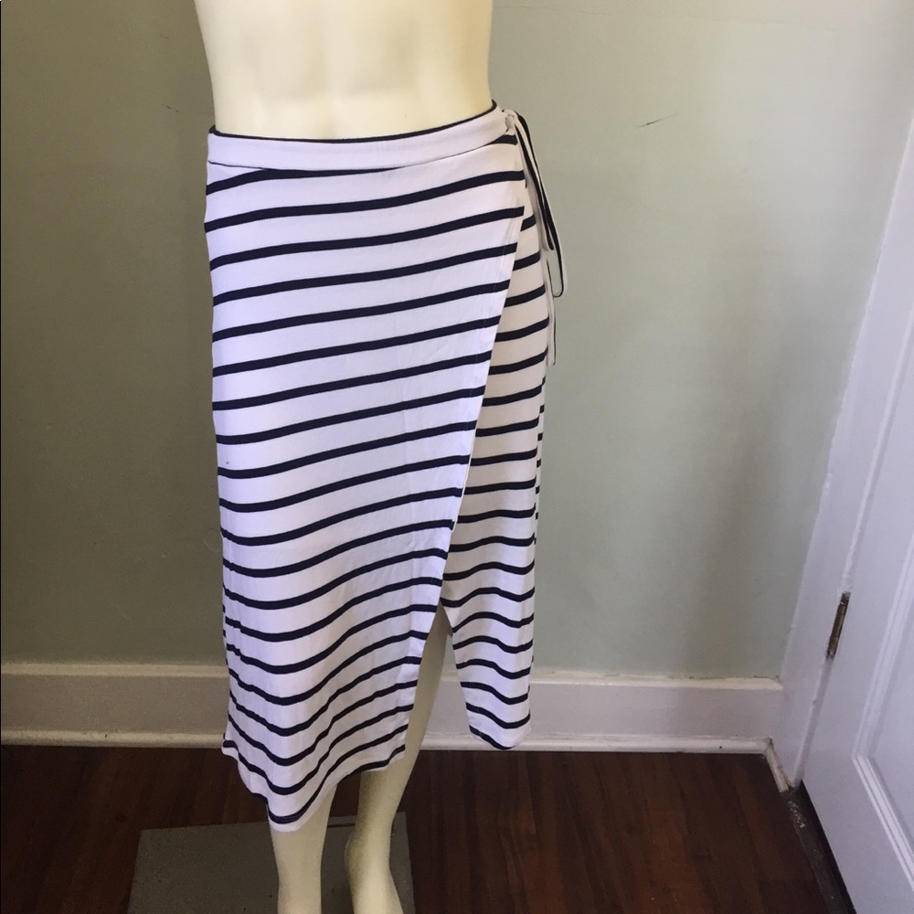 Striped skirt