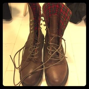 Dr. Martens Casey Boot, Brown, worn twice!!!