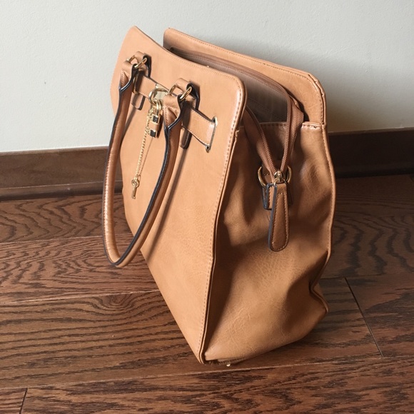 Call it Spring tote - Picture 3 of 4